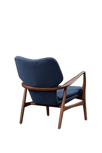 PATRIK LOUNGE CHAIR