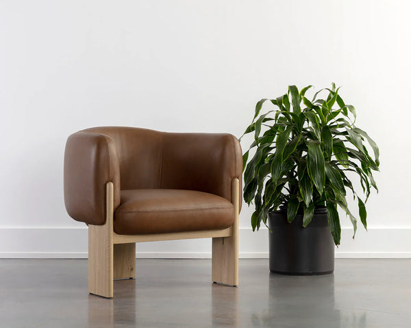 TRINE LOUNGE CHAIR