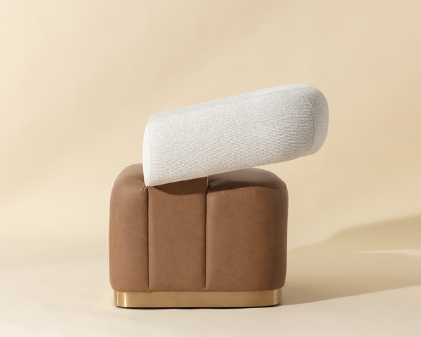 AGGIE SWIVEL LOUNGE CHAIR