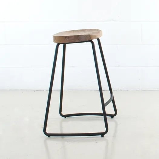 SADDLE STOOL