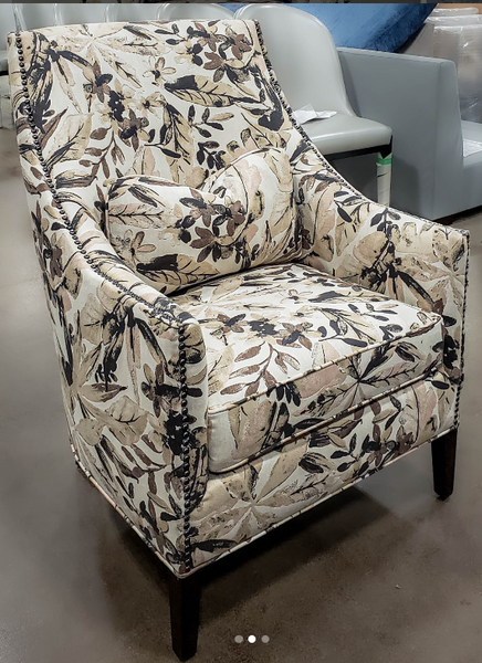 ADELAIDE LOUNGE CHAIR