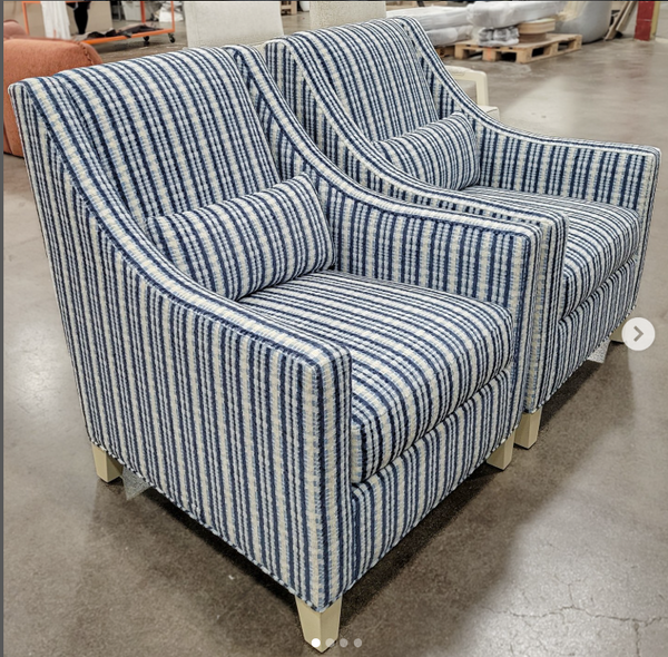 AERIEL LOUNGE CHAIR
