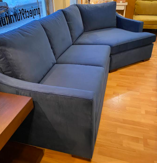 SOHO CUDDLER SECTIONAL