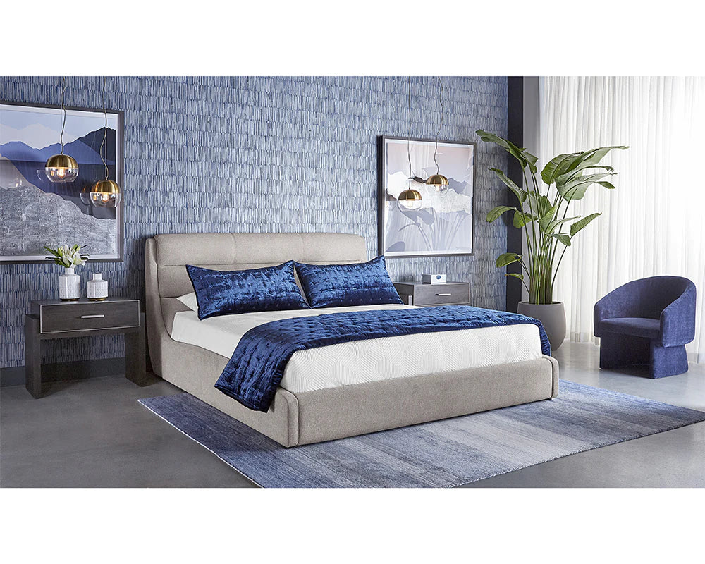 LAURYN LOUNGE CHAIR