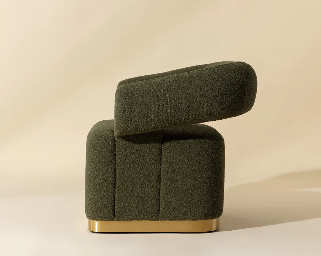 AGGIE SWIVEL LOUNGE CHAIR