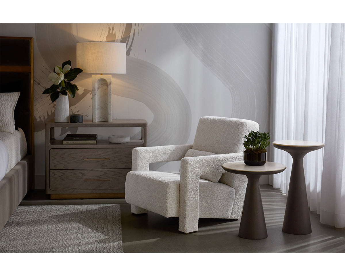 CHIZU NESTING END TABLES