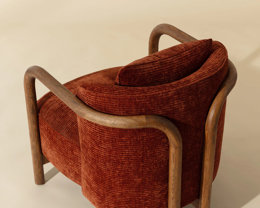 BEATRICE LOUNGE CHAIR