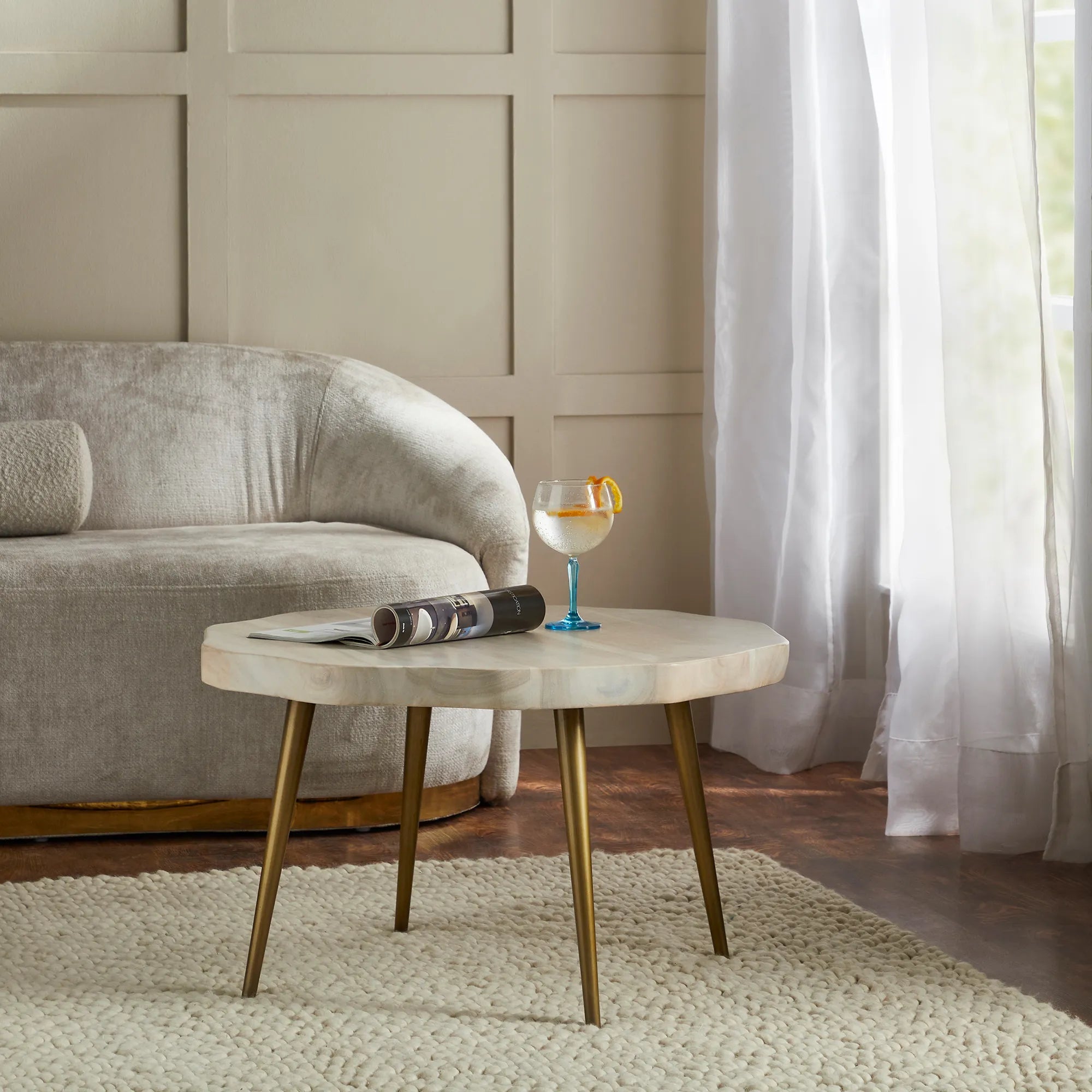 CORE COFFEE TABLE
