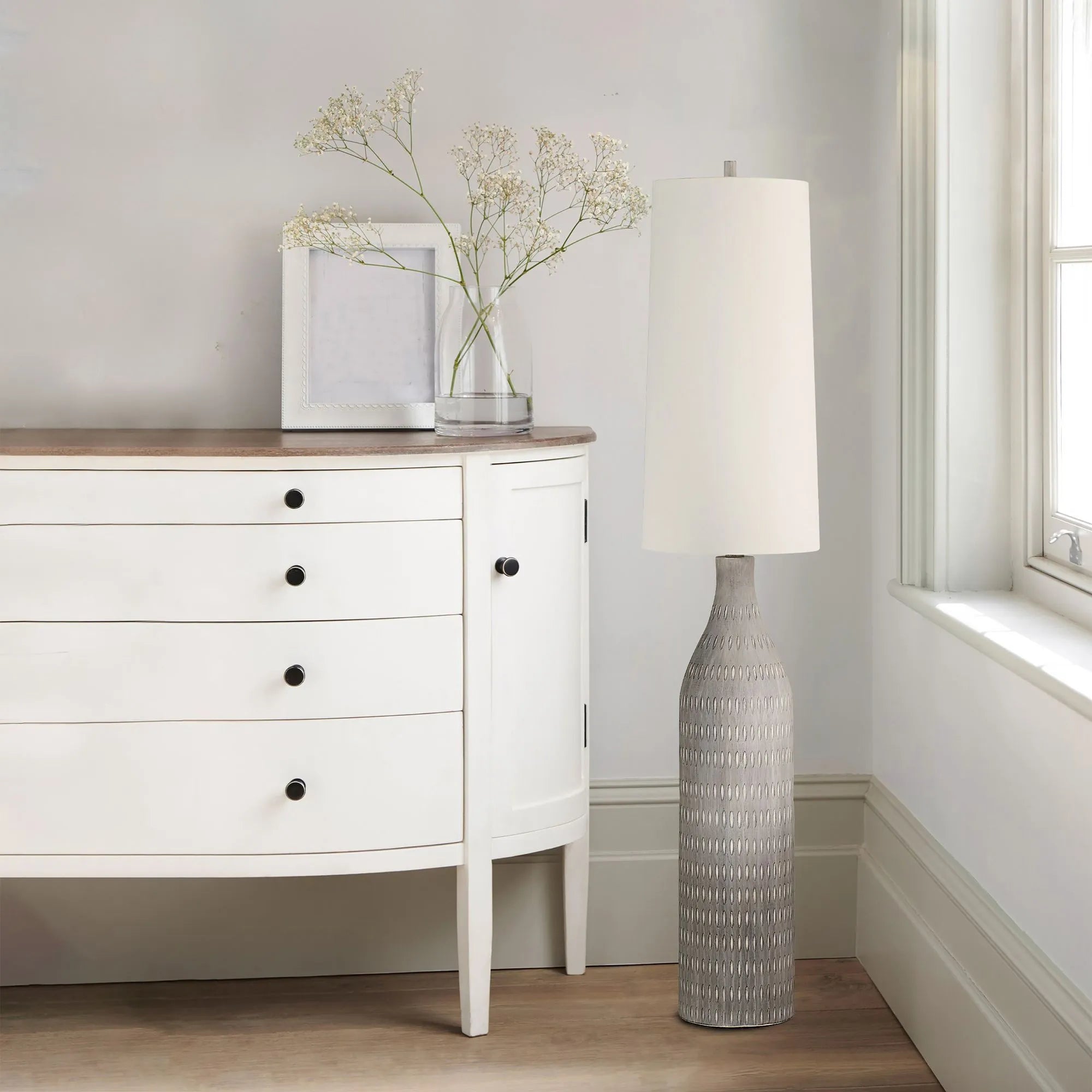 CRIMSOM FLOOR LAMP