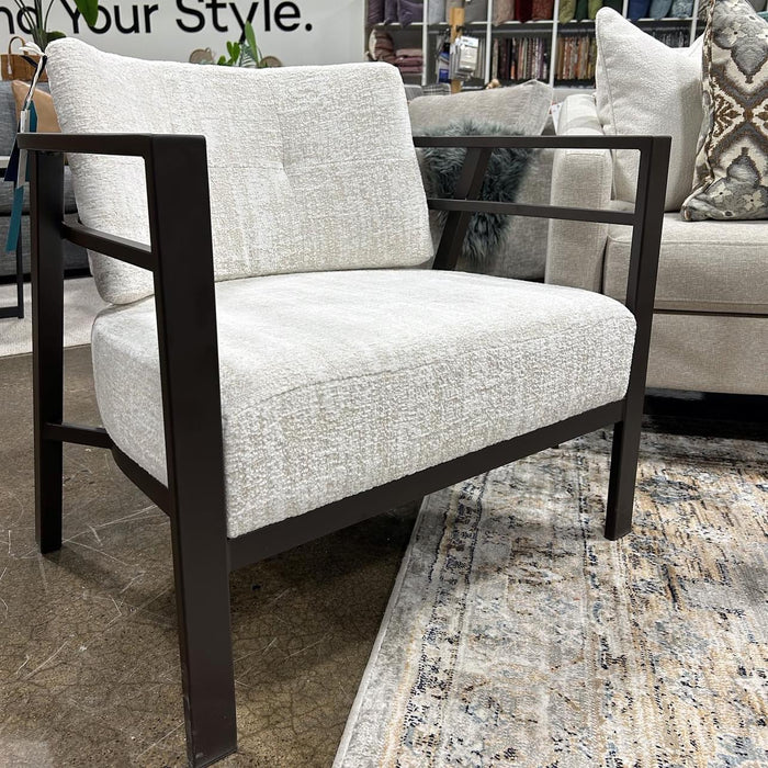 MUNICH LOUNGE CHAIR