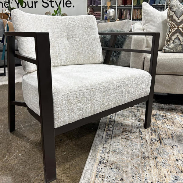 MUNICH LOUNGE CHAIR