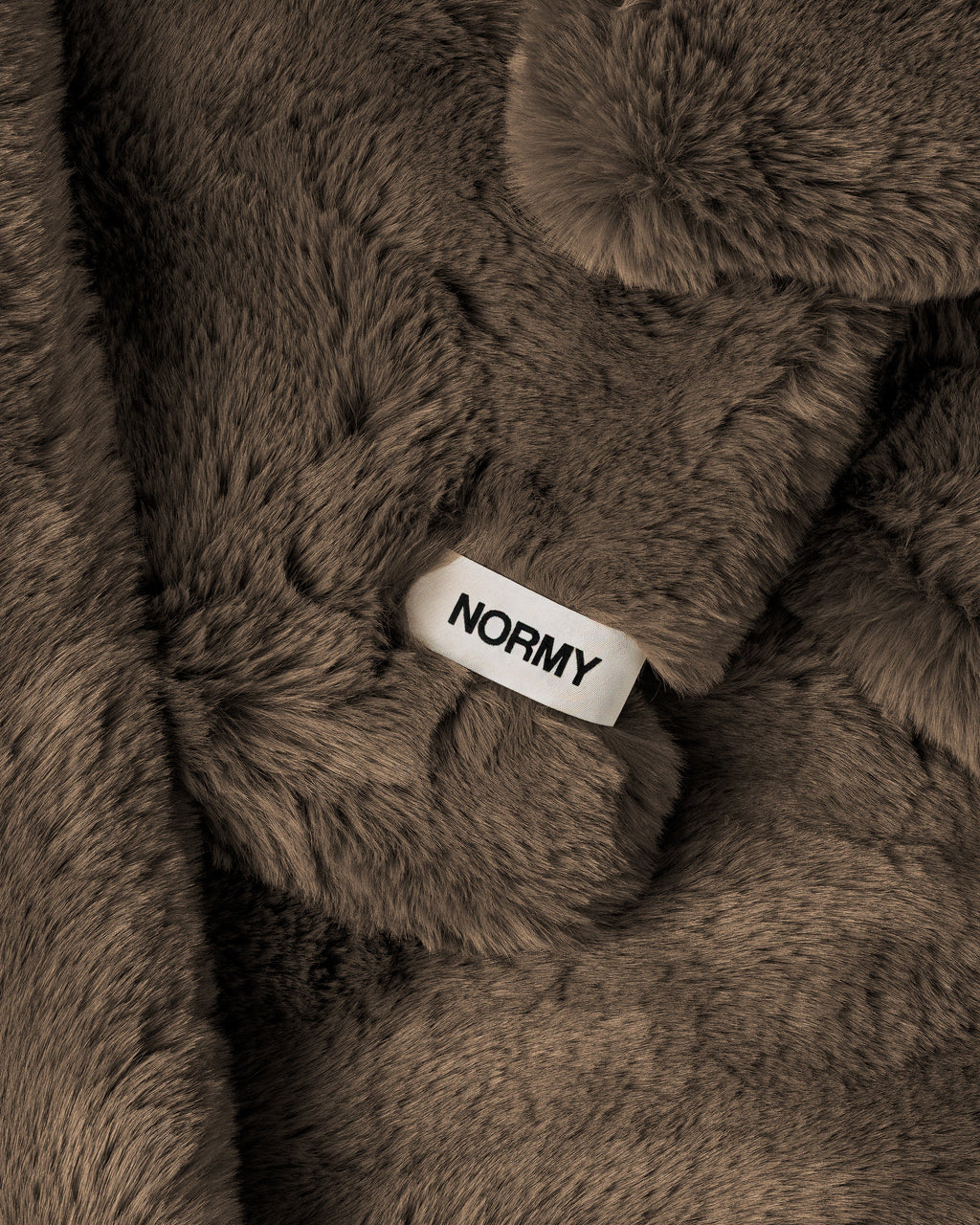 NORMY FAUX FUR THROW BLANKET
