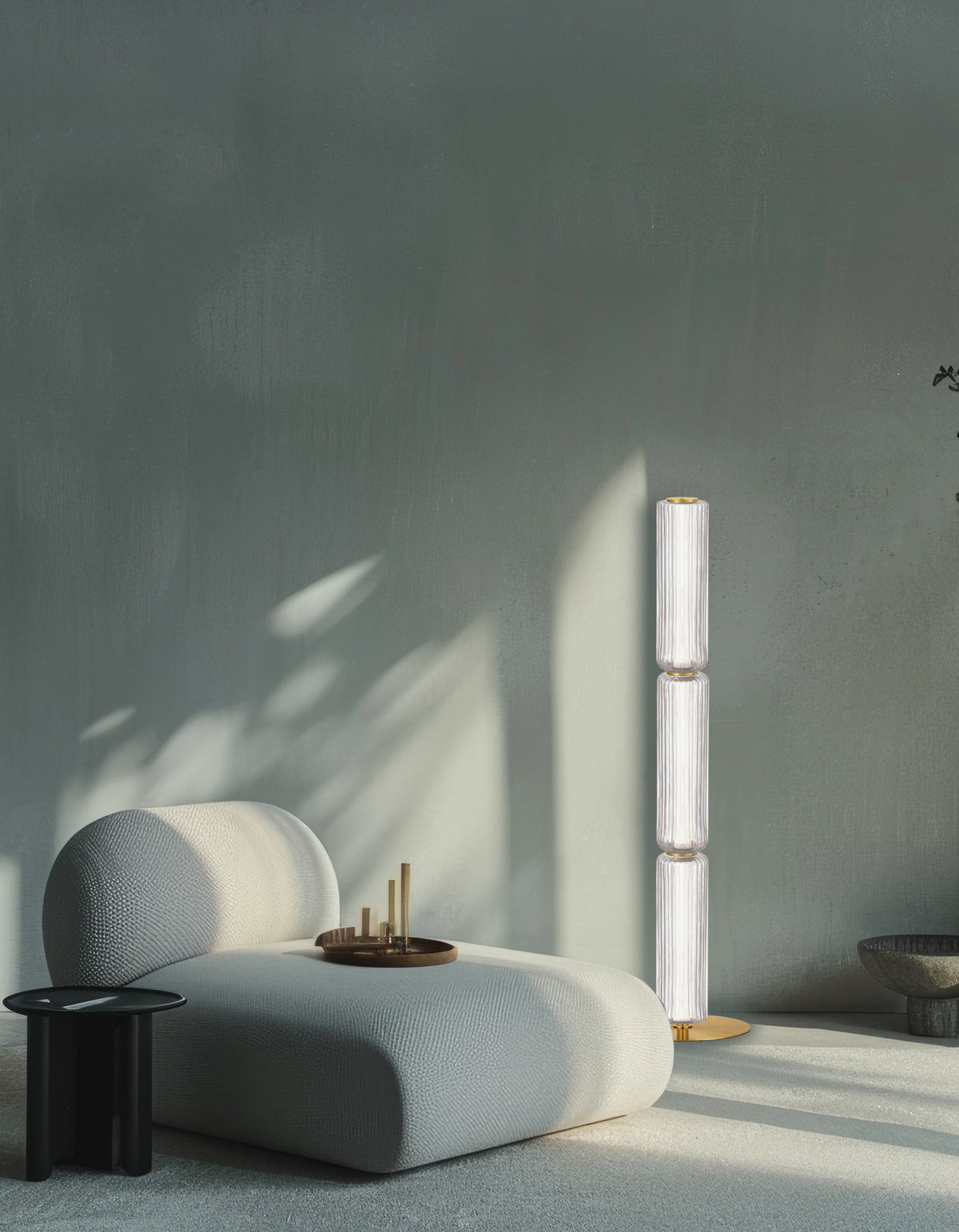 ROMONA FLOOR LAMP