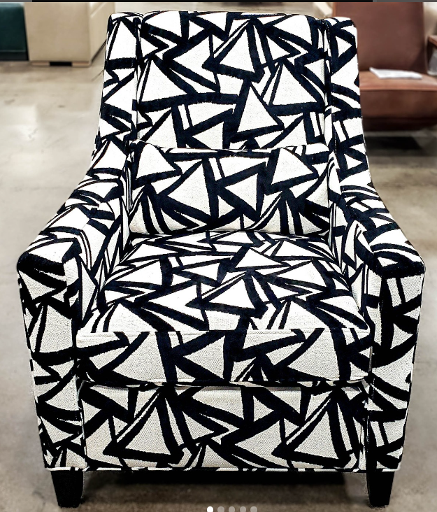 AERIEL LOUNGE CHAIR