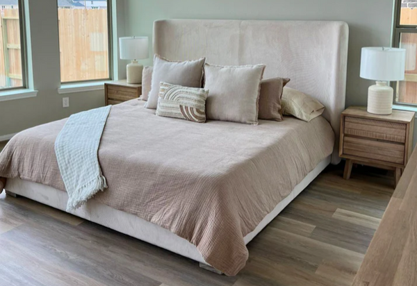 LARA BED