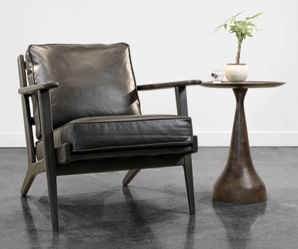 JUNIOR ARM CHAIR