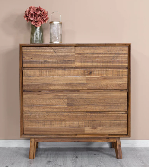 GIA WARM PECAN CHEST
