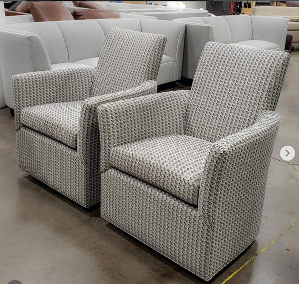 CASSANDRA SWIVEL