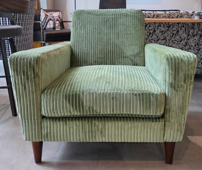 RICHMOND ACCENT CHAIR
