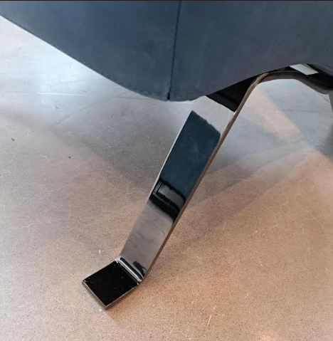 WINDMILL ARMLESS CHAIR