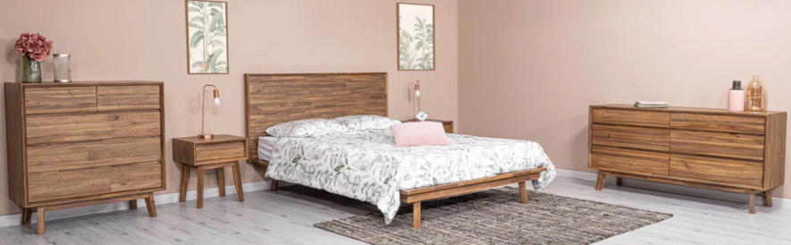 GIA WARM PECAN BED