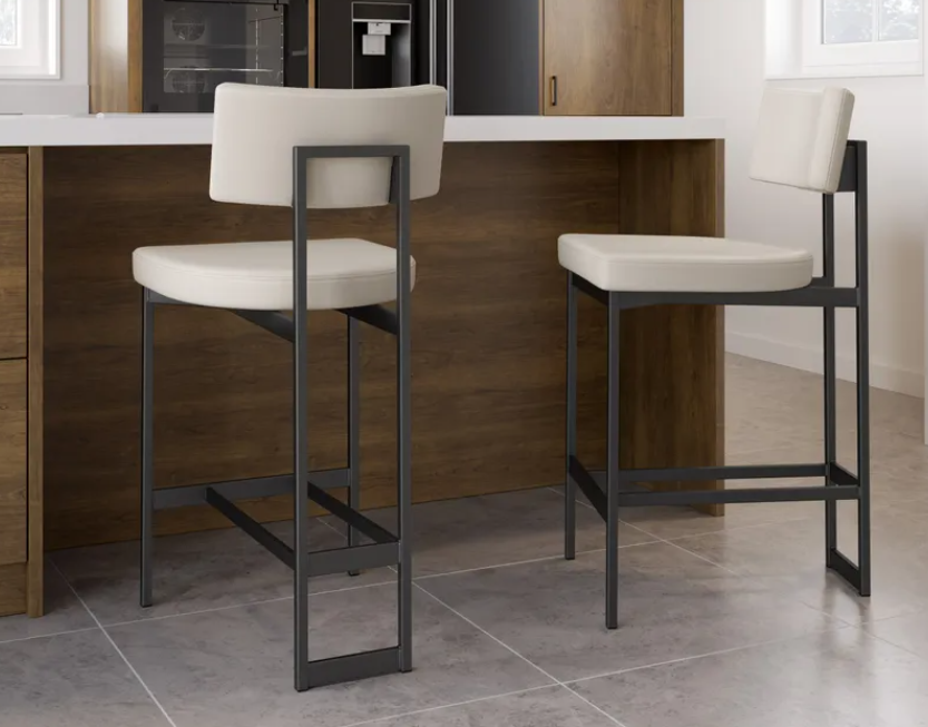 LUCAS STOOL