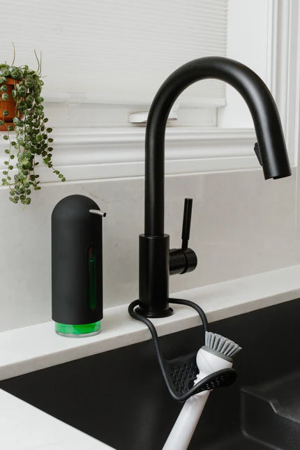 PENGUIN SOAP PUMP