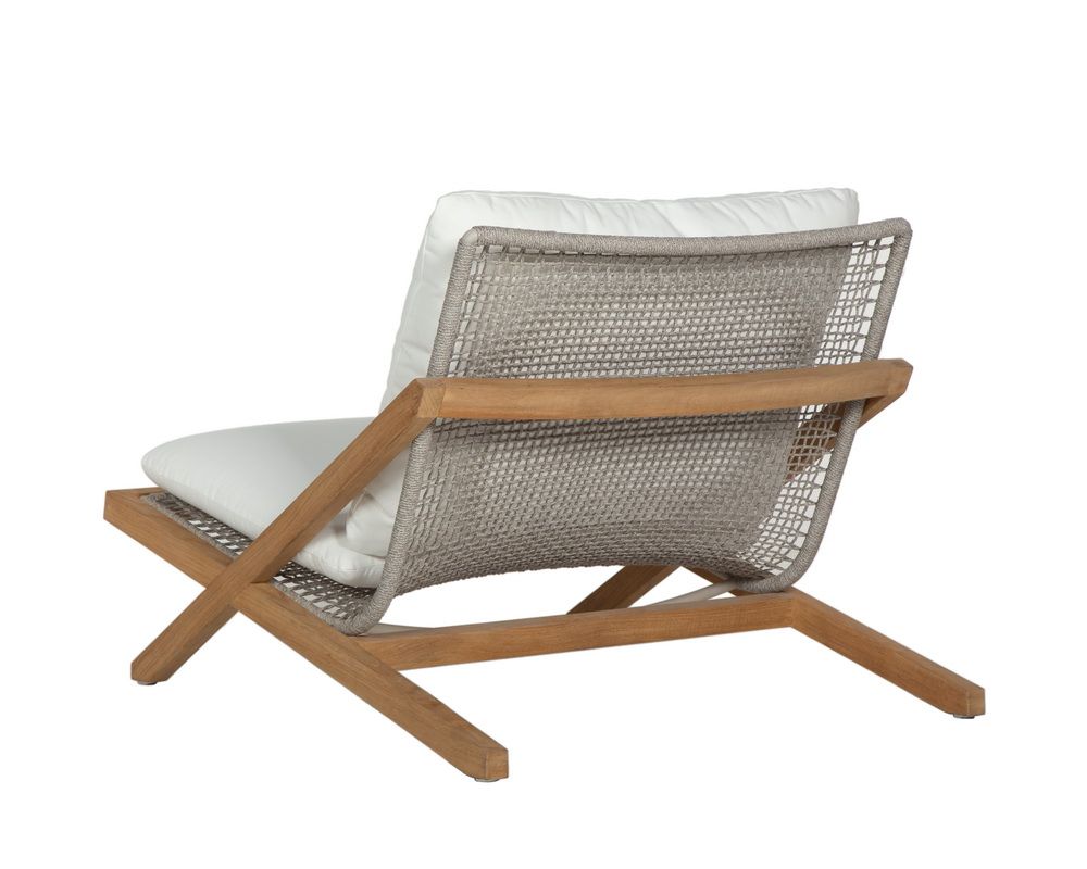 BARI LOUNGE CHAIR