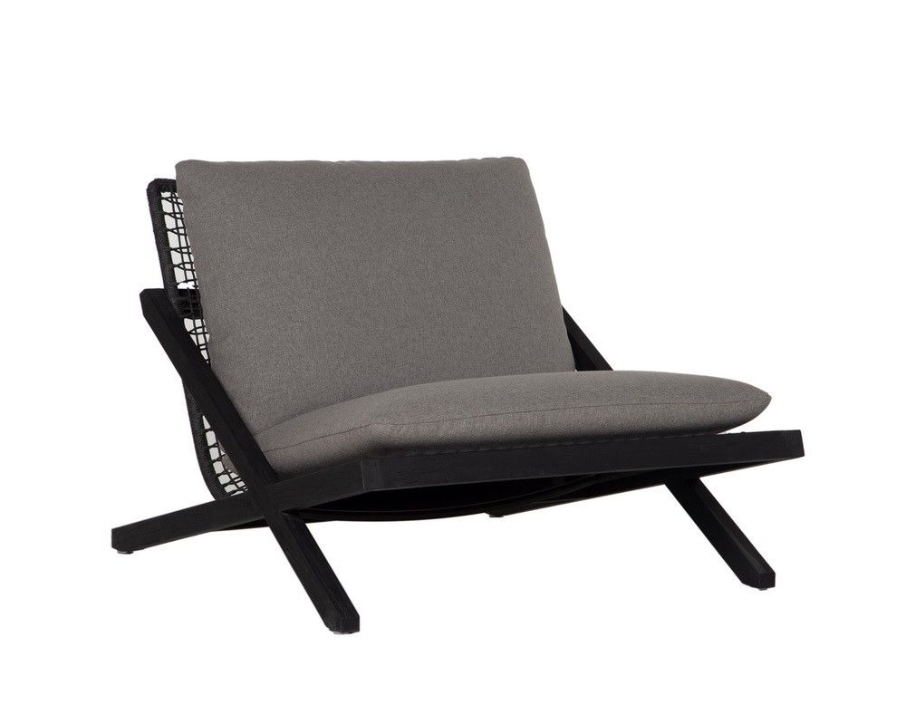 BARI LOUNGE CHAIR