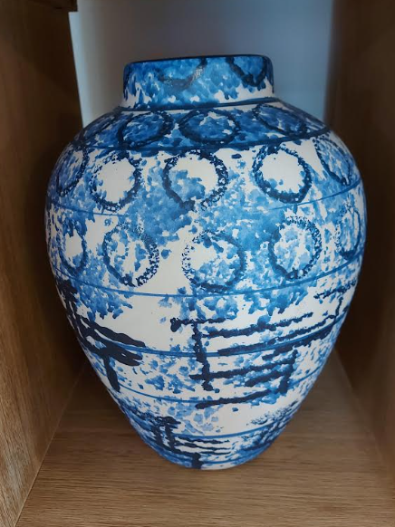 BLUE & WHITE VASES