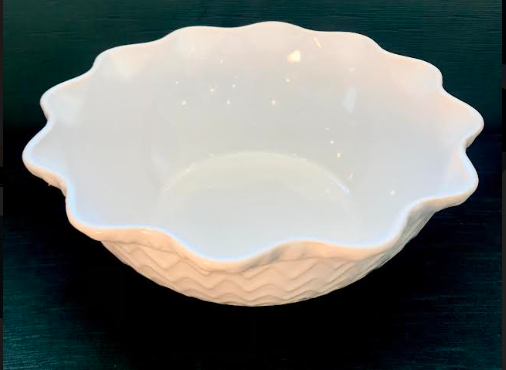 SCALLOPED  MIXING BOWL