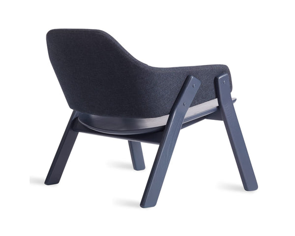 CLUTCH LOUNGE CHAIR